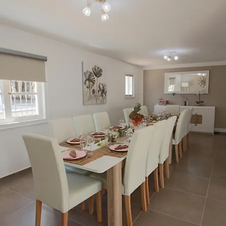 Paraiso Holiday home *